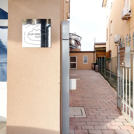 Guesthost - San Vincenzo